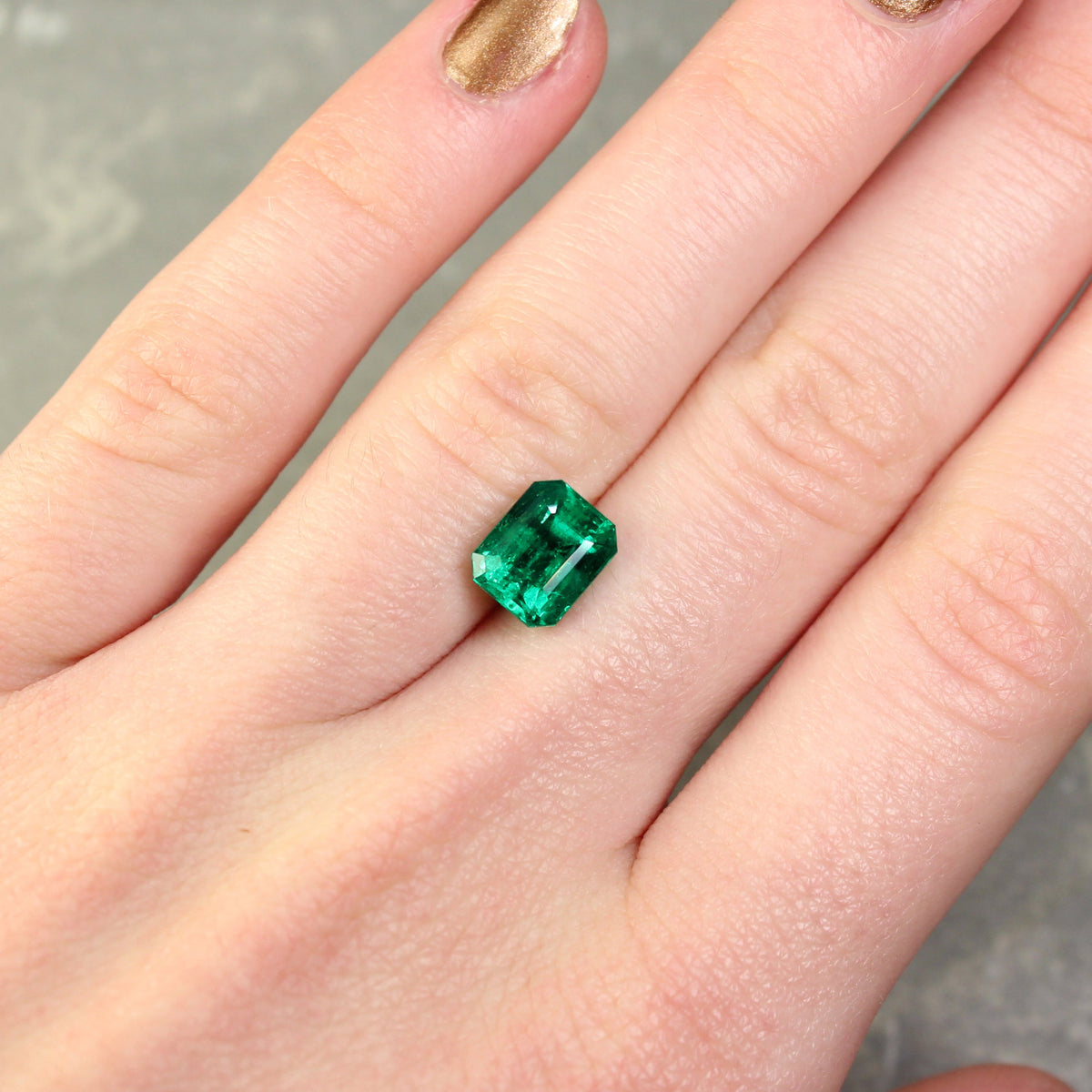 2.58ct Emerald Fleur de Luce Solitaire in 18k Yellow Gold