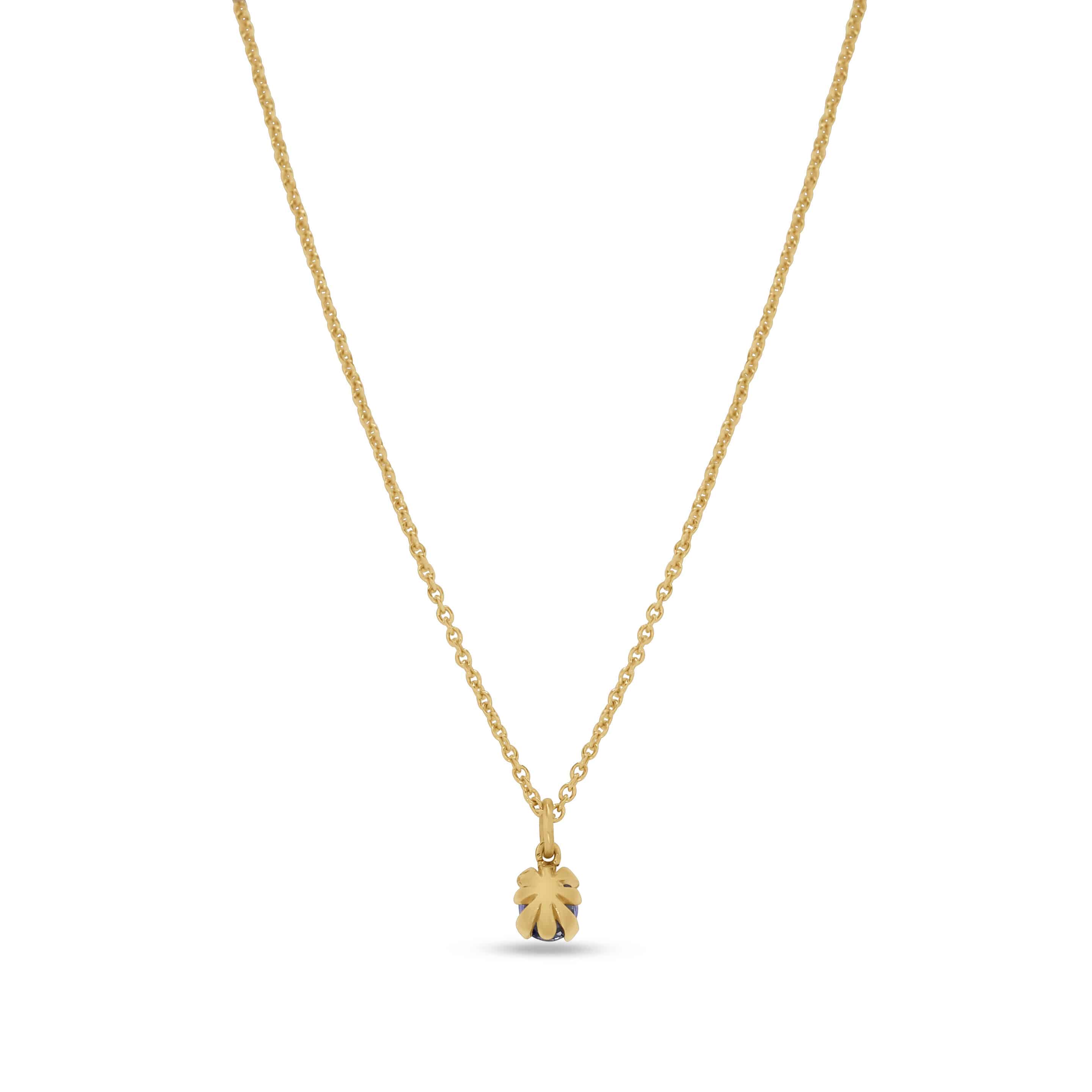Pendant Necklace: Oval Sapphire Solitaire Pendant in 18k Yellow Gold