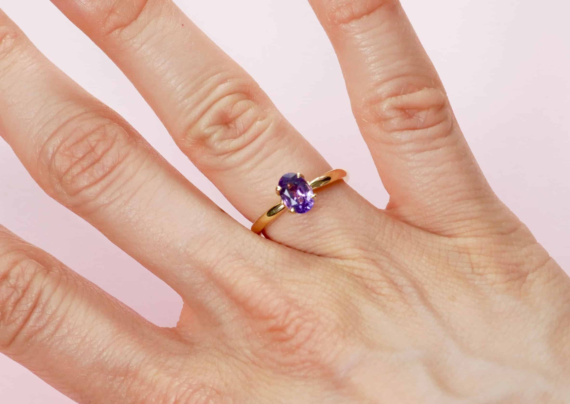 Solitaire Ring: Violet Sapphire Ring in 18k Yellow Gold